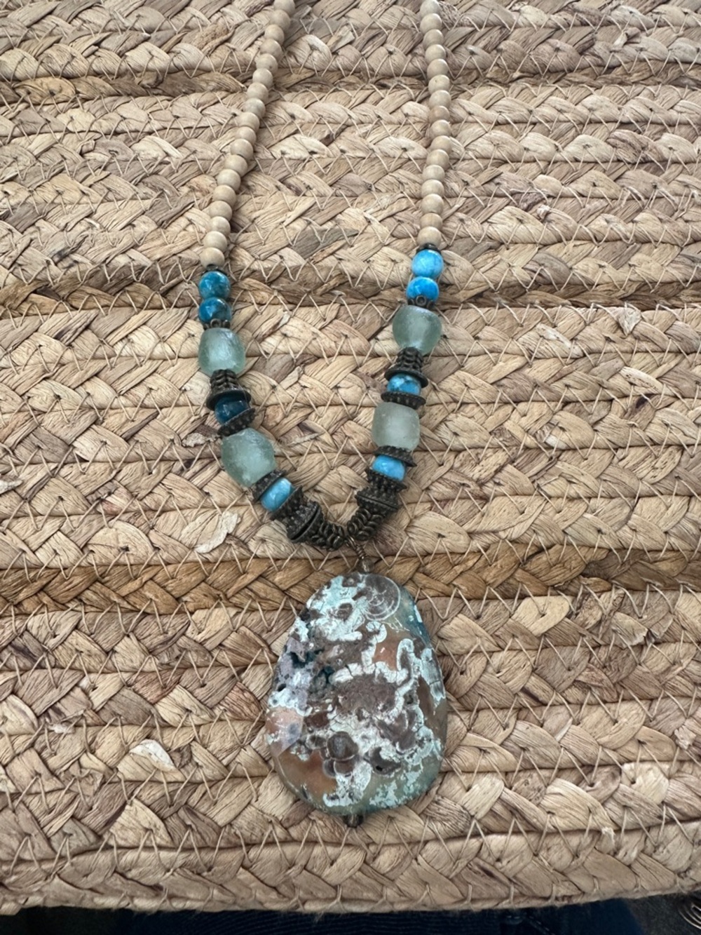 Bohemian Turquoise Pendant Beaded Necklace - Blue Green